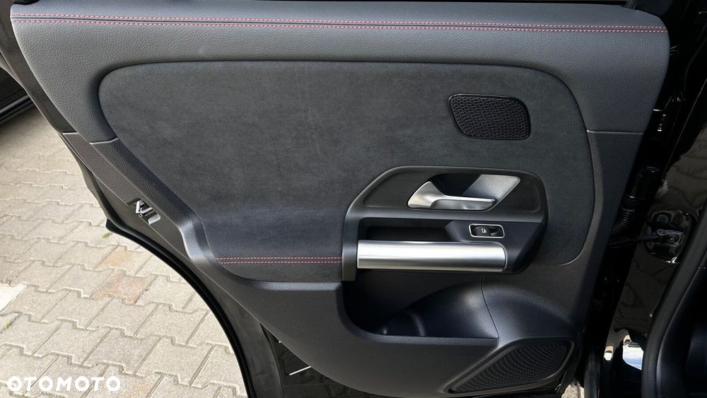 Mercedes-Benz GLA 200 mHEV AMG Line 7G-DCT - 25