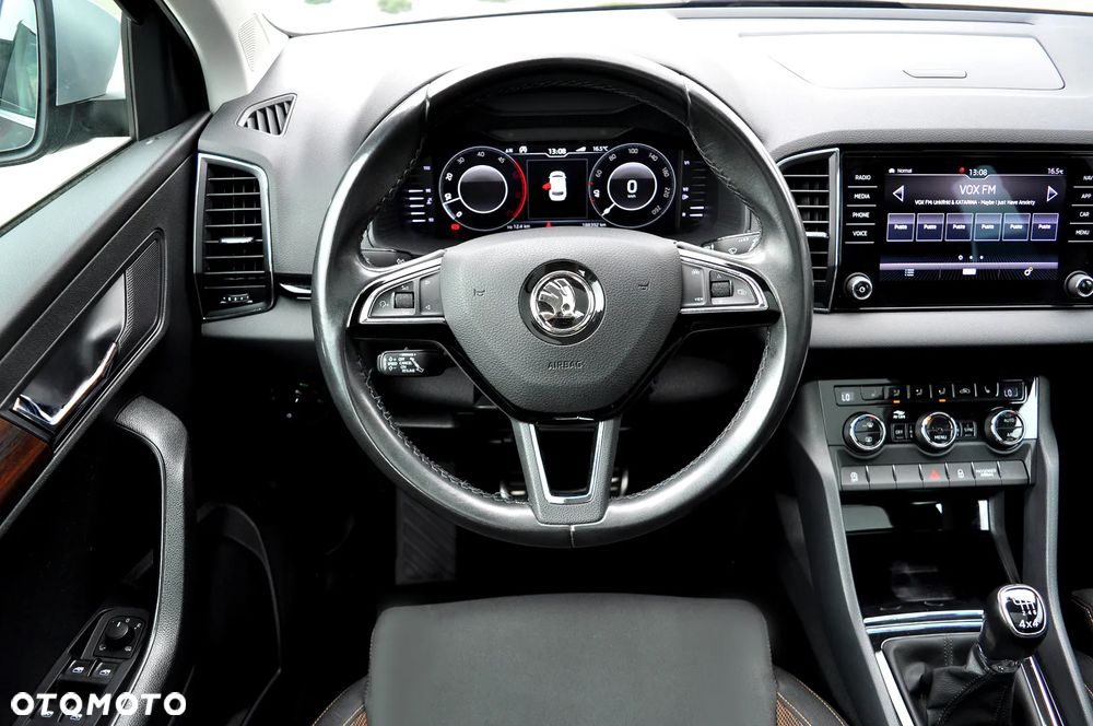 Skoda Karoq 2.0 TDI SCR 4x4 Scout - 27