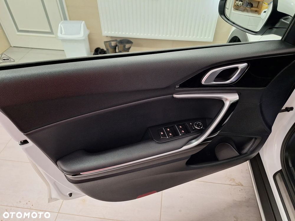 Kia XCeed 1.6 GDI PHEV Business Line DCT - 21