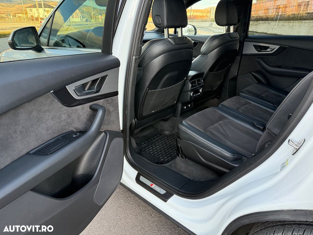 Audi Q7 - 8