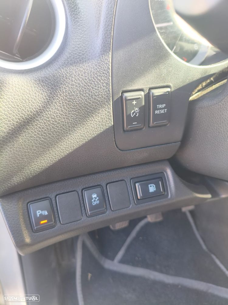 Nissan NAVARA NP300 2.3 DCI 4X4 190 CV - 17