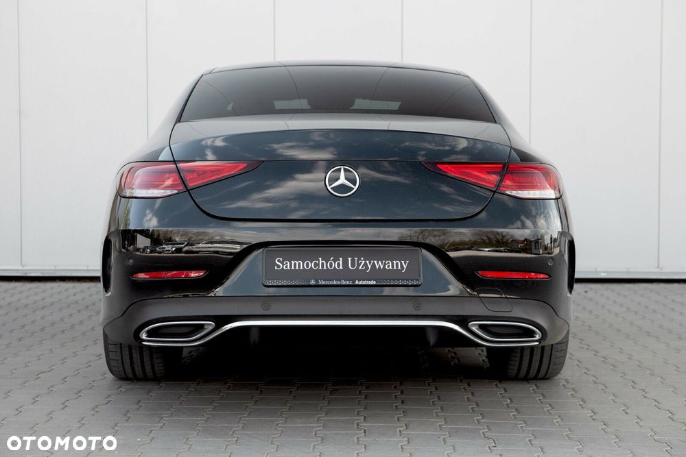 Mercedes-Benz CLS - 6