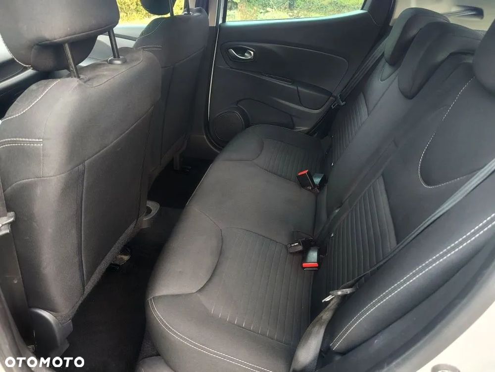 Renault Clio 1.2 16V Limited EU6 - 27