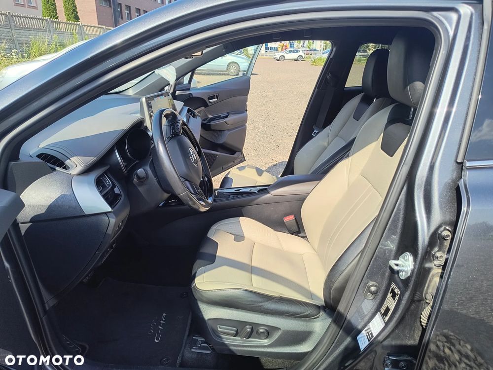 Toyota C-HR - 10