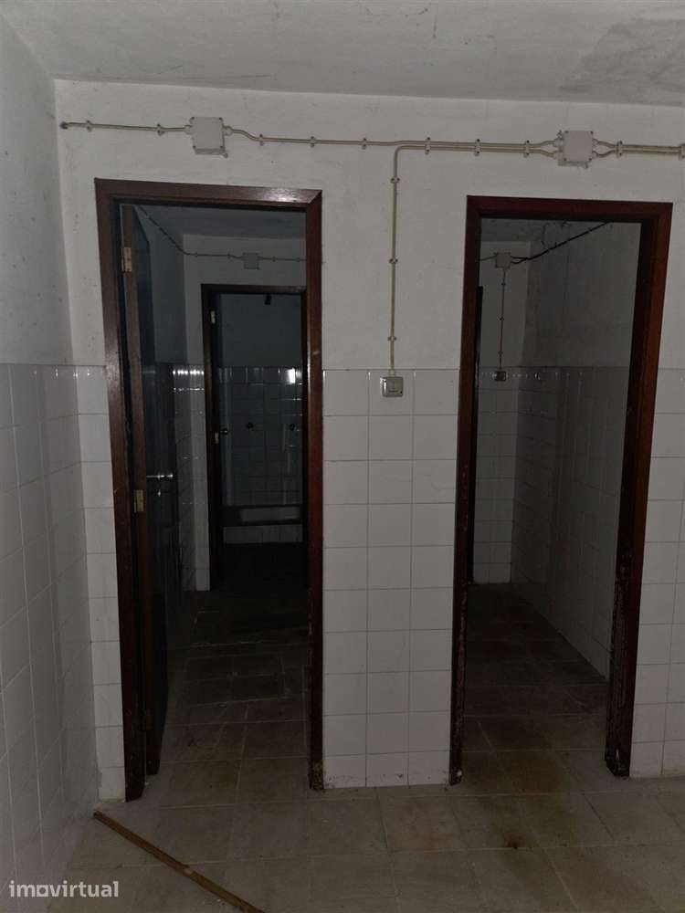 Armazém  Venda em Rio Mau,Penafiel - Grande imagem: 4/13