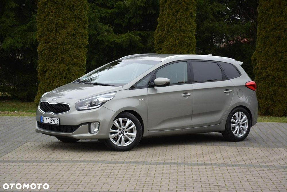 Kia Carens 1.6 GDI L 7os EU6 - 3