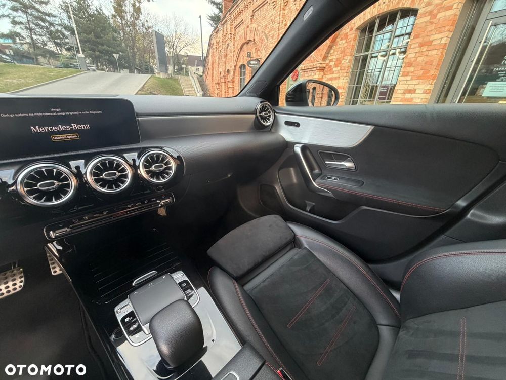 Mercedes-Benz Klasa A 180 AMG Line 7G-DCT - 18