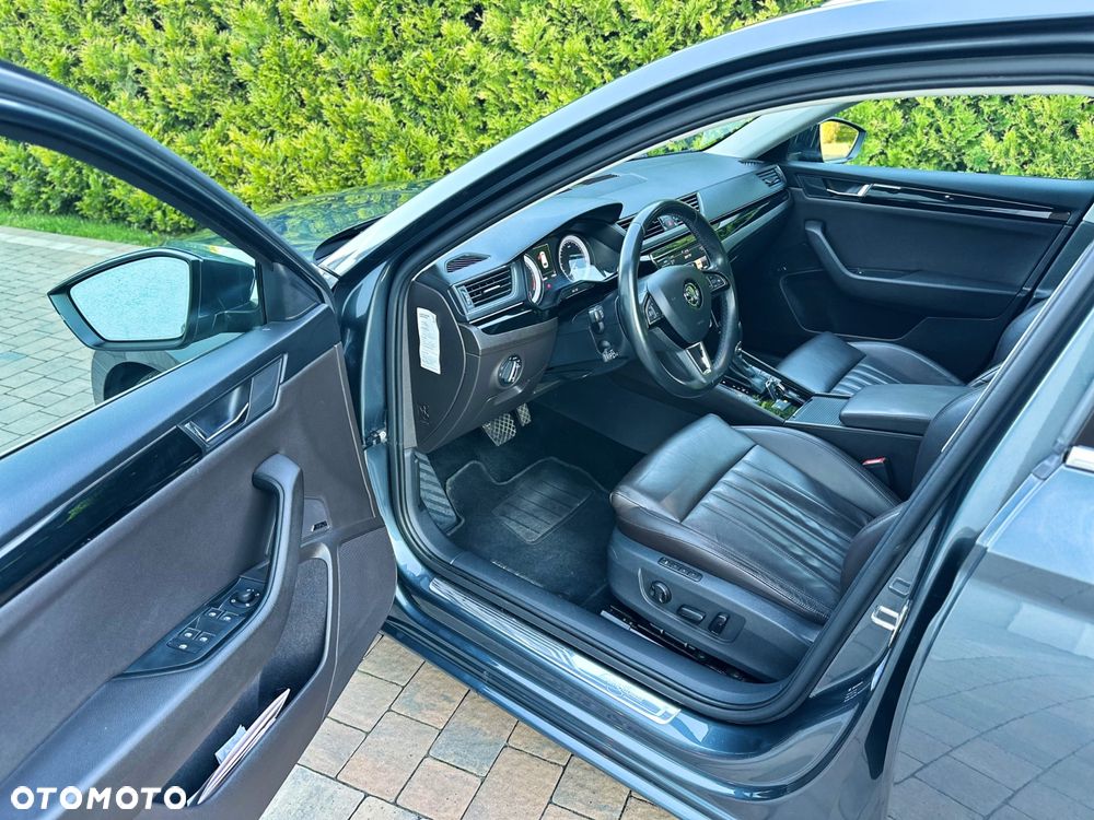 Skoda Superb 2.0 TDI L&K DSG - 10