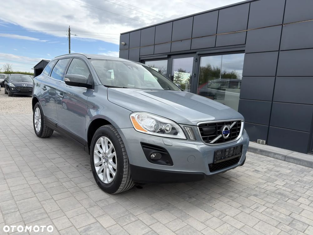 Volvo XC 60 D5 AWD Momentum - 13