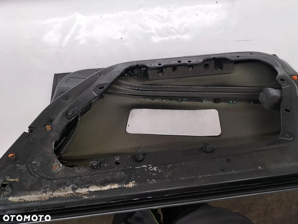 DRZWI PRAWY PRZÓD MERCEDES A KLASA W177 2018- - 11
