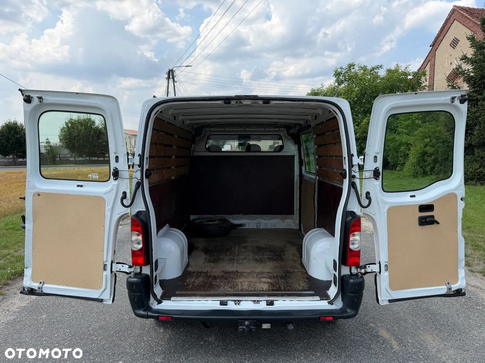 Renault Master * 2.5 / 120KM * L1H1 * Furgon / Blaszak * - 22