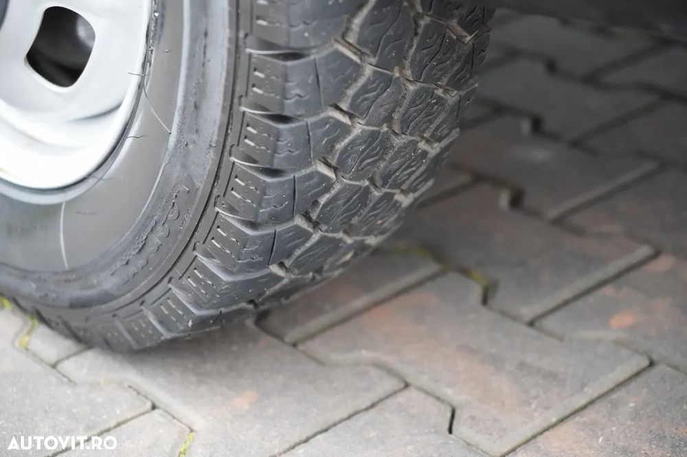 Iveco DAILY 35-140 / FRIGORIFER / PULSOR 400 UNITATE / LIFT / TWIN / - 12