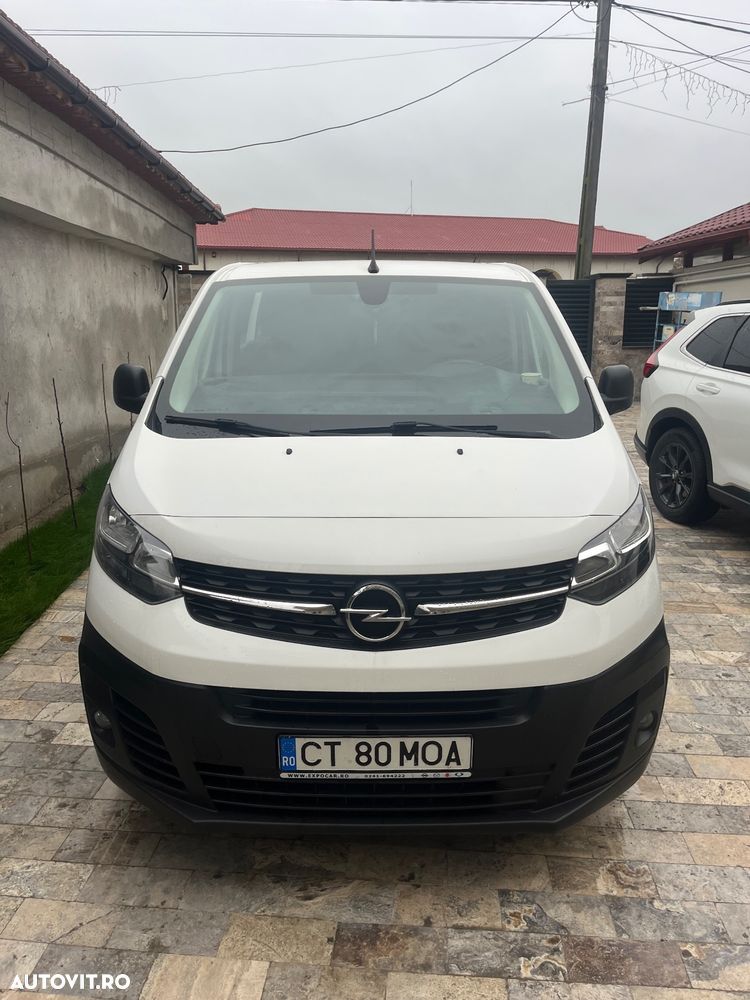 Opel Vivaro - 1