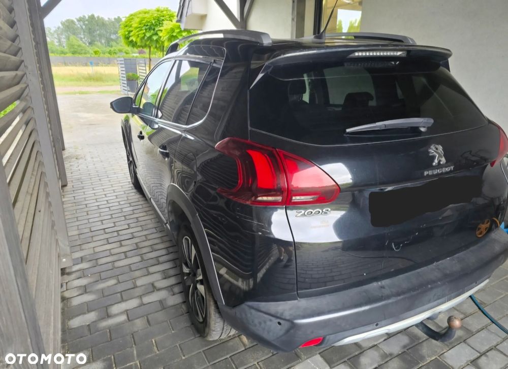Peugeot 2008 1.2 PureTech Allure S&S - 5