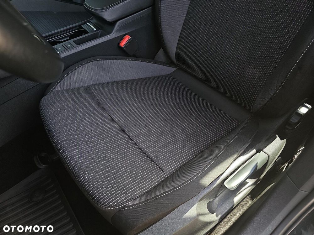 Skoda Octavia 2.0 TDI Ambition DSG - 23