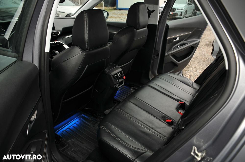 Peugeot 3008 1.2 MHEV 136 e-DCS6 Active Pack - 13