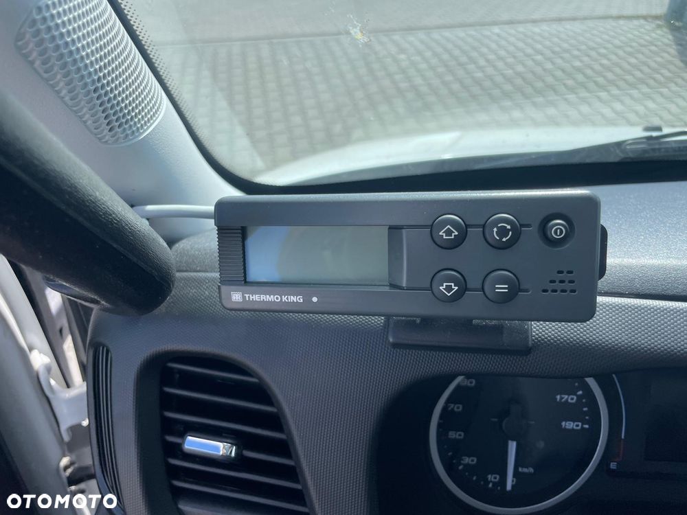Iveco 70C18 Chłodnia/Mroźnia Multitemperatura 10EP Winda Zasilanie 230V - 7