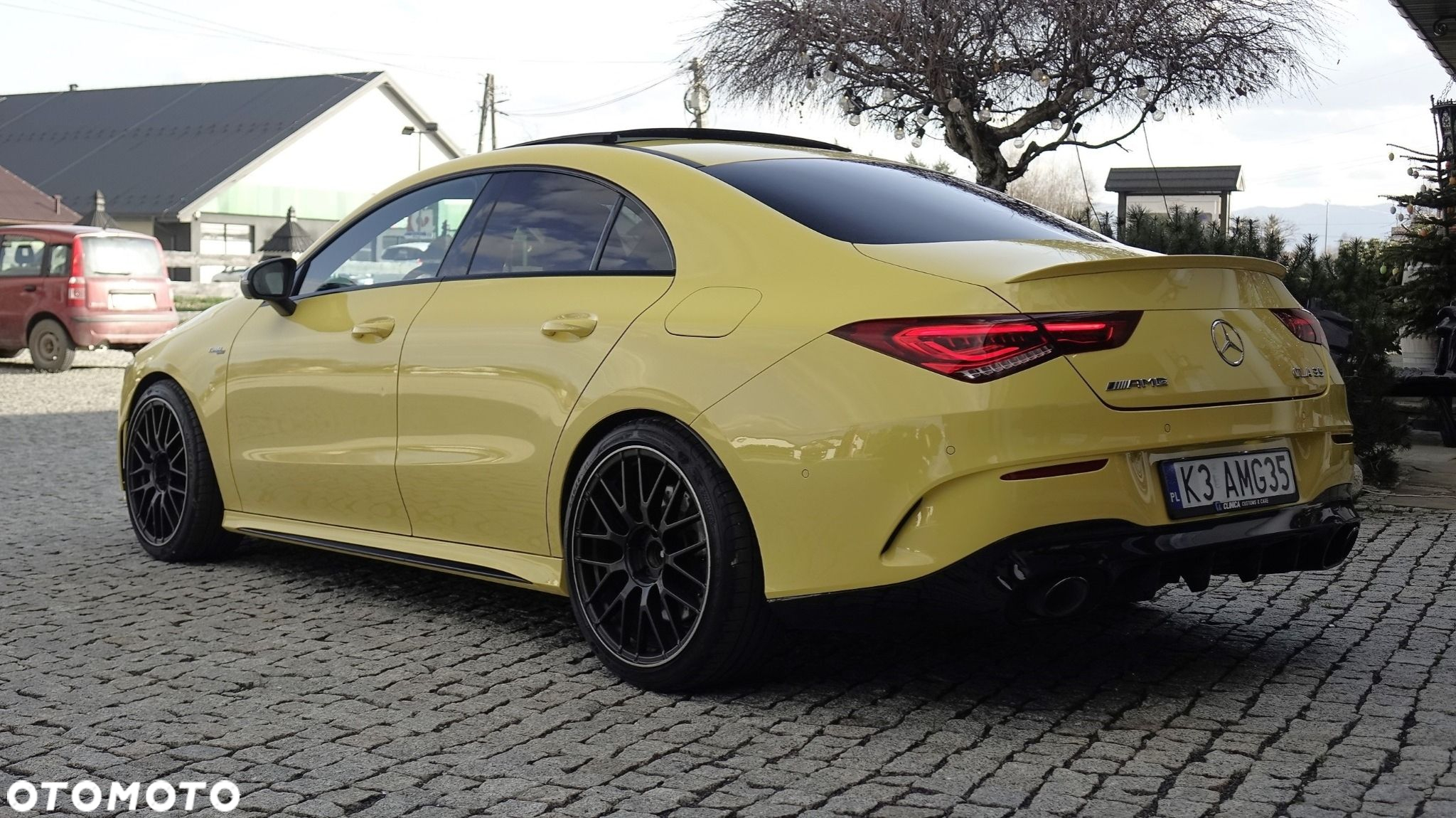 Mercedes-Benz CLA - 13