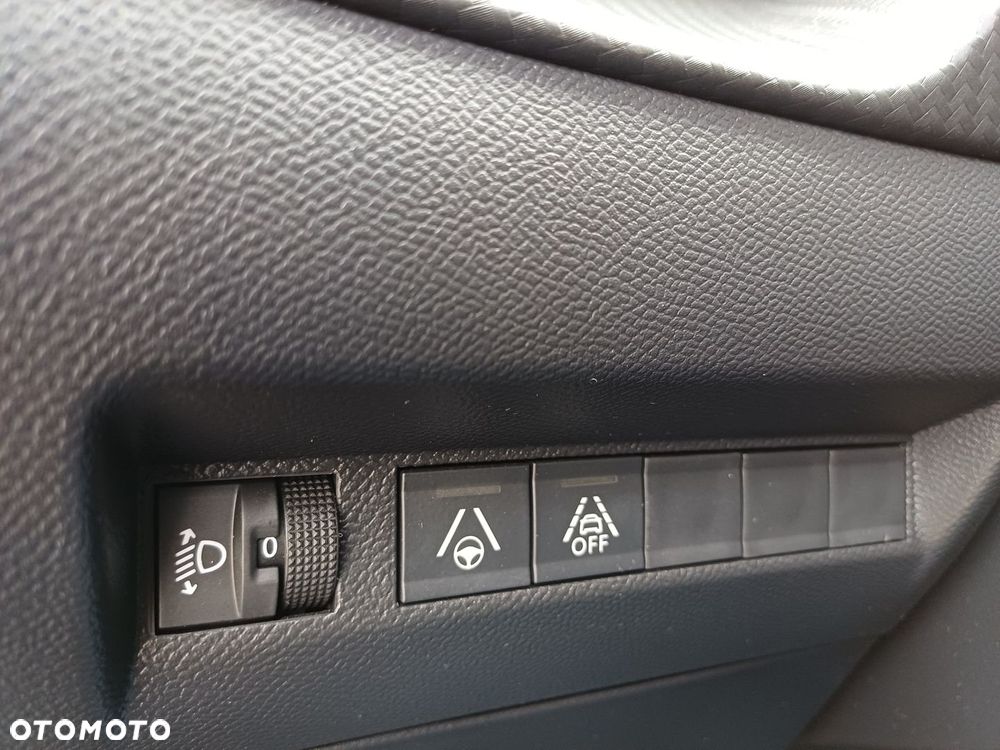 Peugeot 208 e-208 Allure Pack - 23
