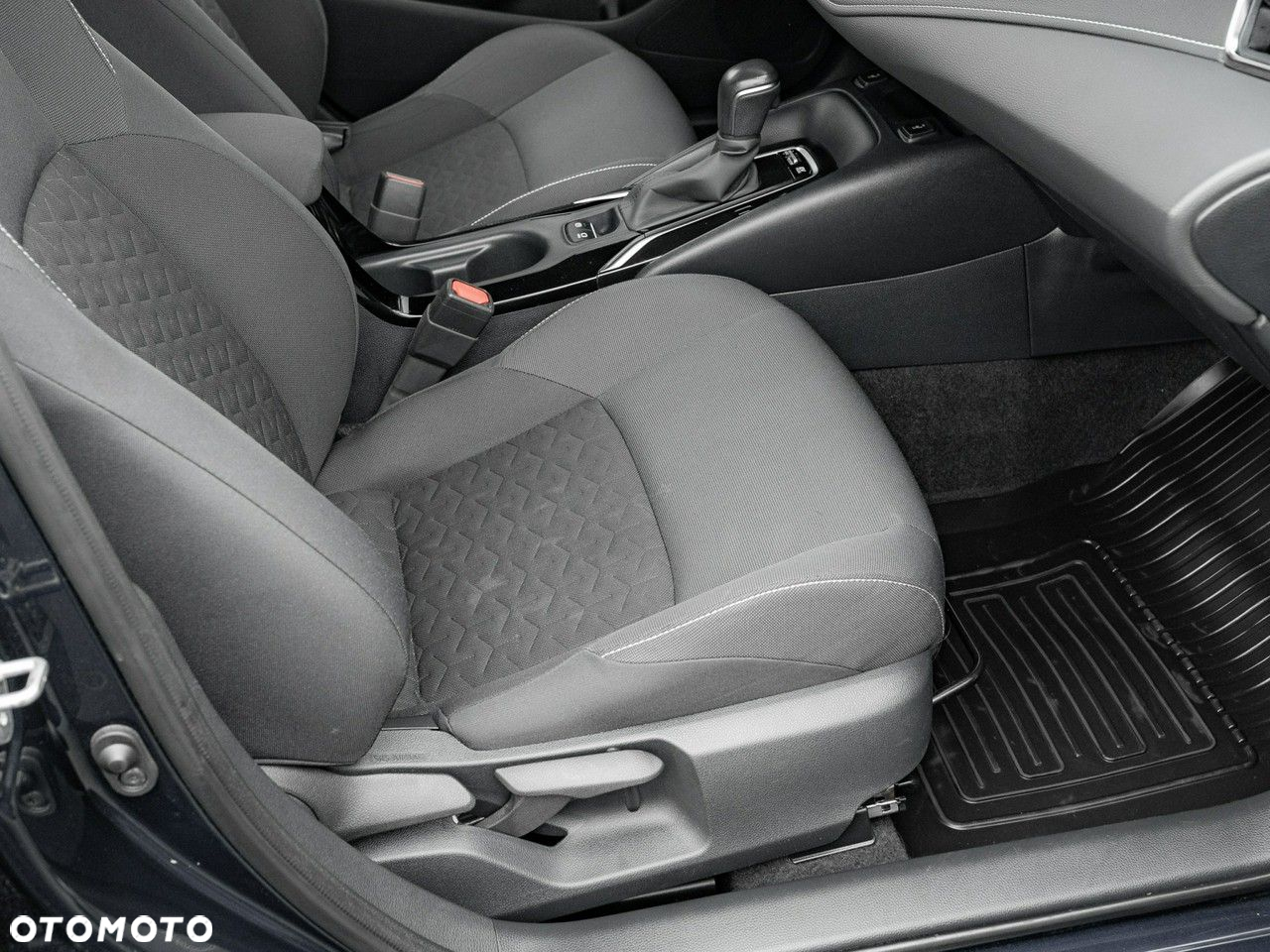 Toyota Corolla 1.8 Hybrid GPF Comfort - 23