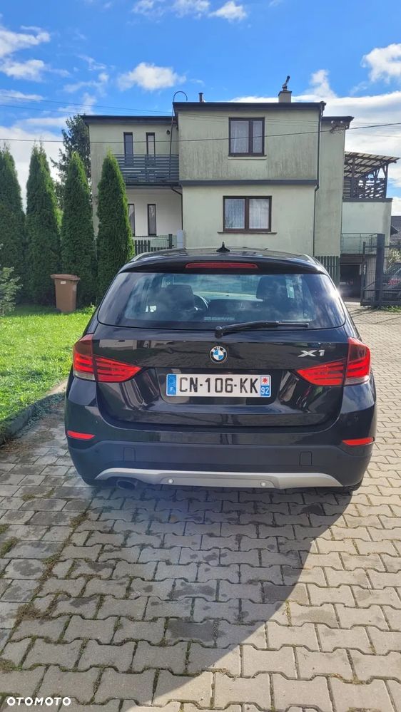 BMW X1 xDrive18d - 8