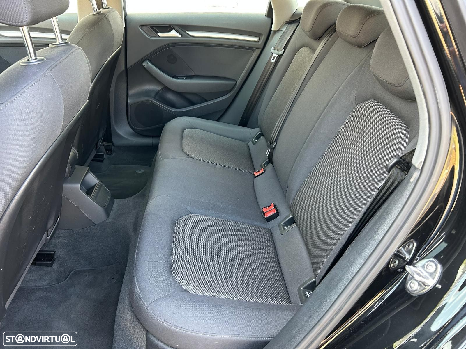 Audi A3 Sportback 1.6 TDI Attraction Ultra - 11