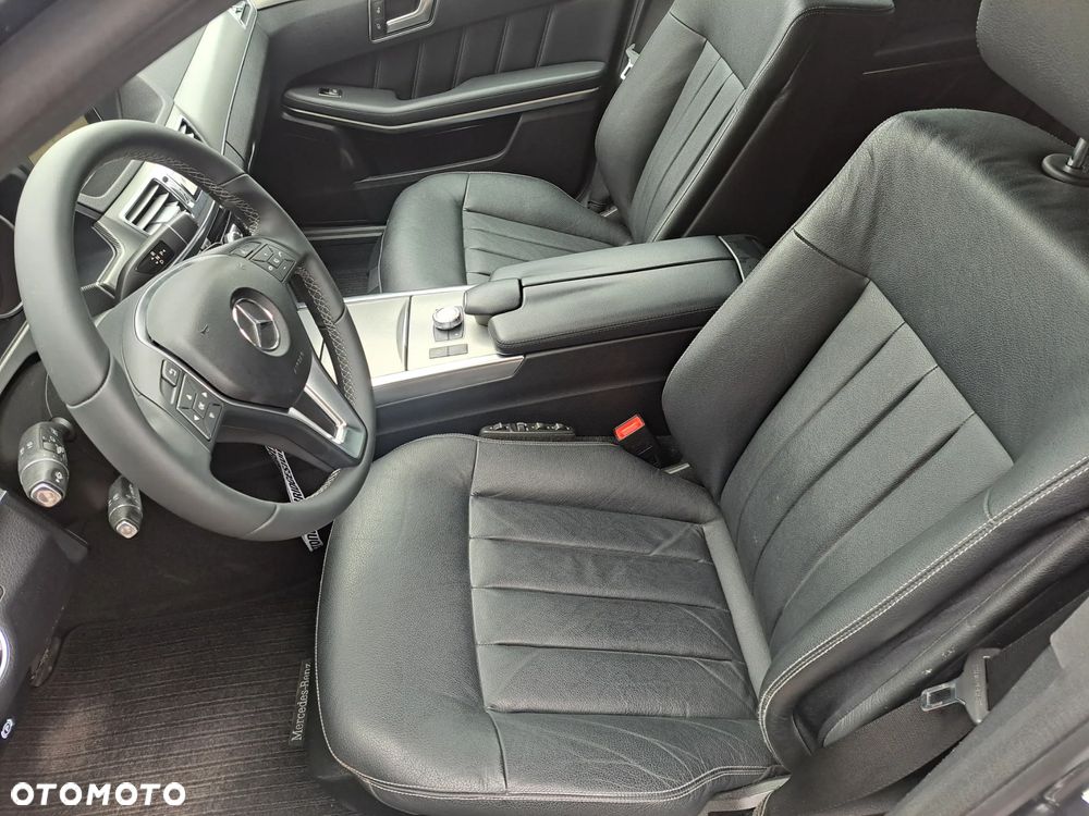 Mercedes-Benz Klasa E 350 BlueTEC 7G-TRONIC - 24