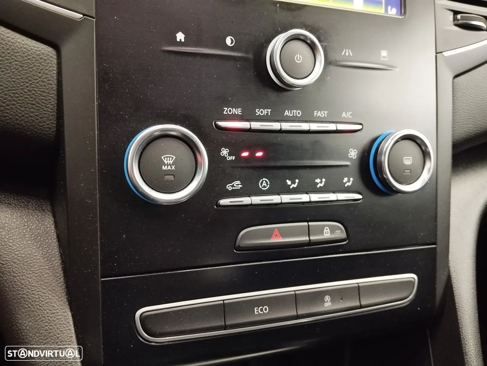 Renault Mégane Sport Tourer 1.5 dCi GT Line - 32