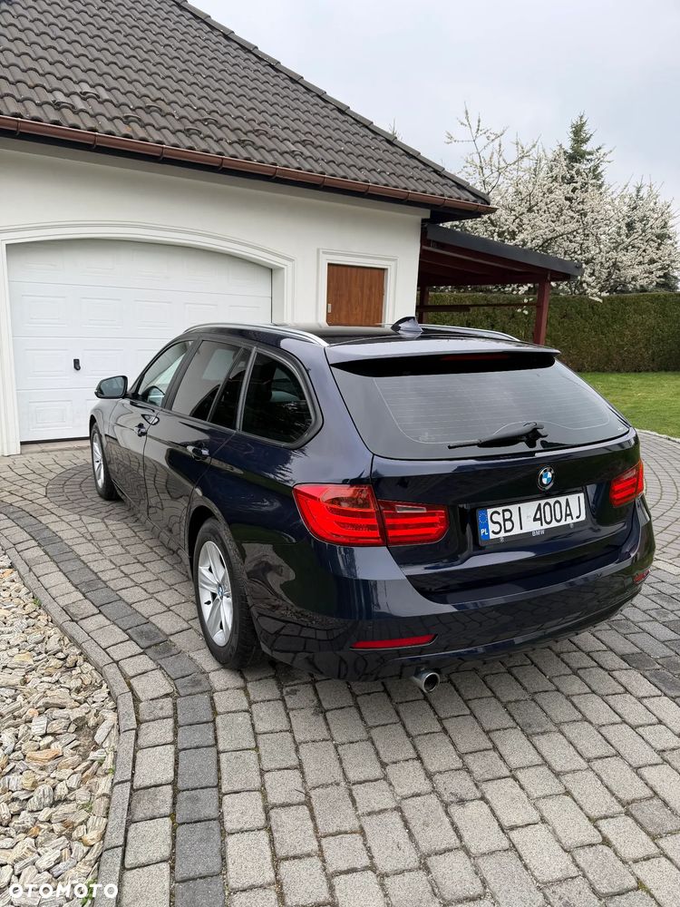 BMW Seria 3 318d DPF - 11