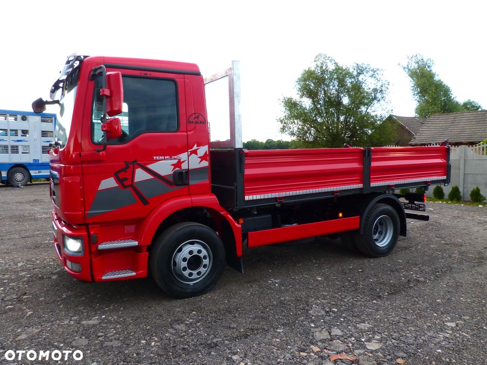 MAN TGM 15.250 WYWROTKA / NOWY KIPER / 3- STRONNY / EURO 5 / DMC 15.000 KG / ŁADOWNOŚĆ 8.800 KG / DŁ. 4.60 / BLOKADA MOSTU - 10