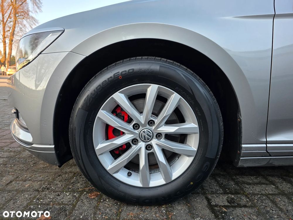 Volkswagen Passat 2.0 TDI BMT Comfortline DSG - 10