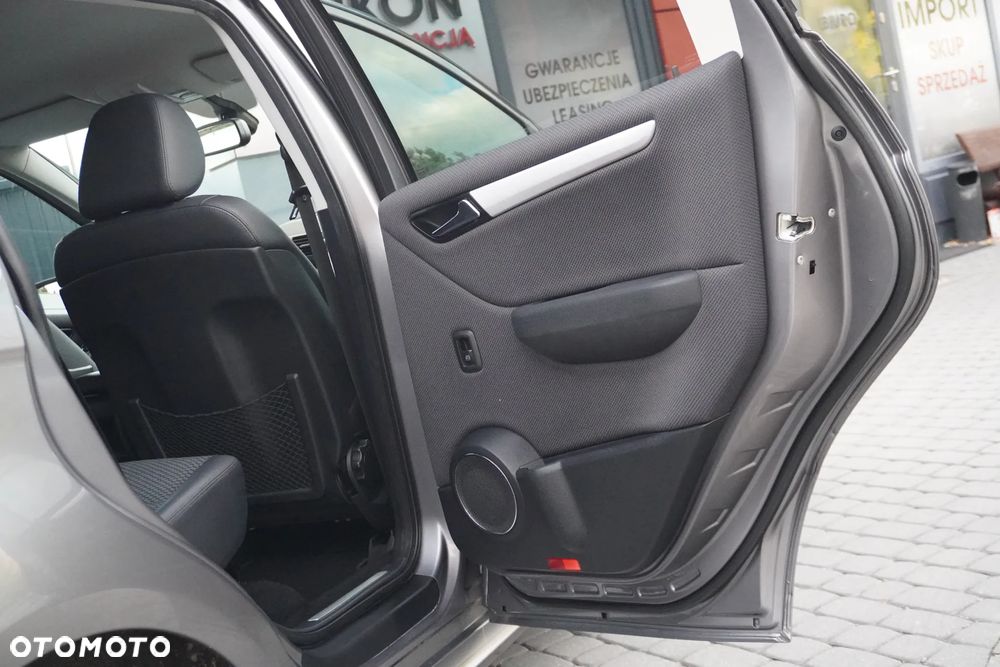 Mercedes-Benz Klasa A 180 CDI Avantgarde - 38