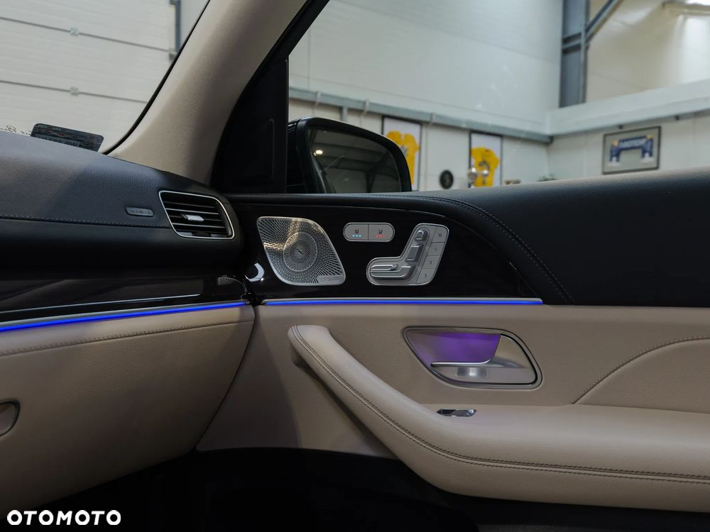 Mercedes-Benz GLS - 34