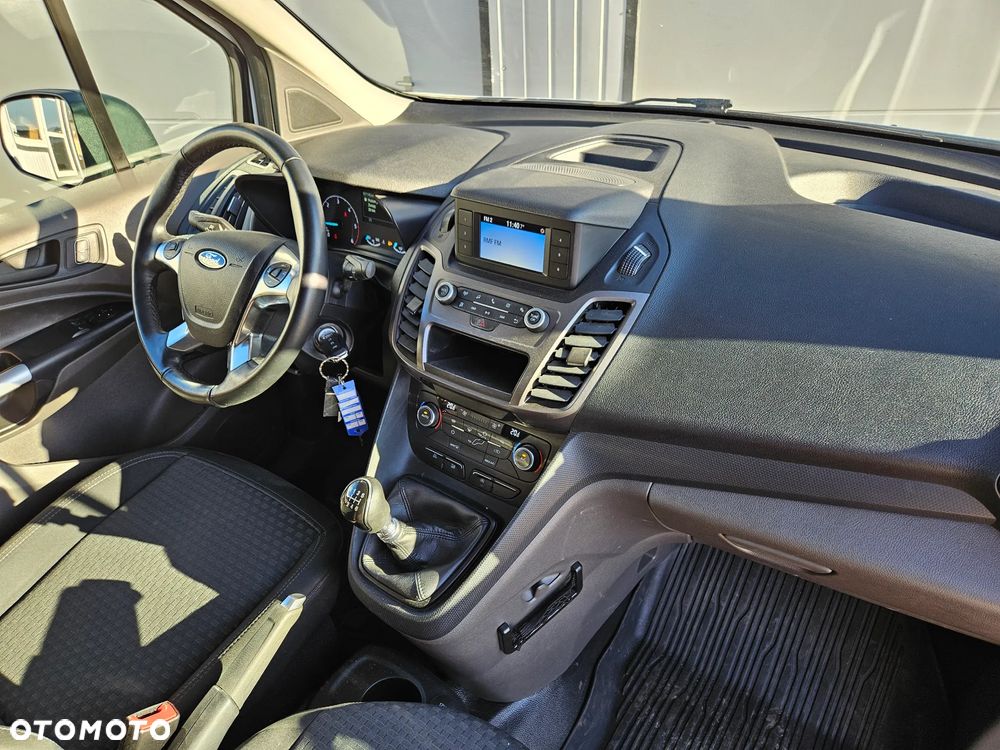 Ford Transit Connect - 8