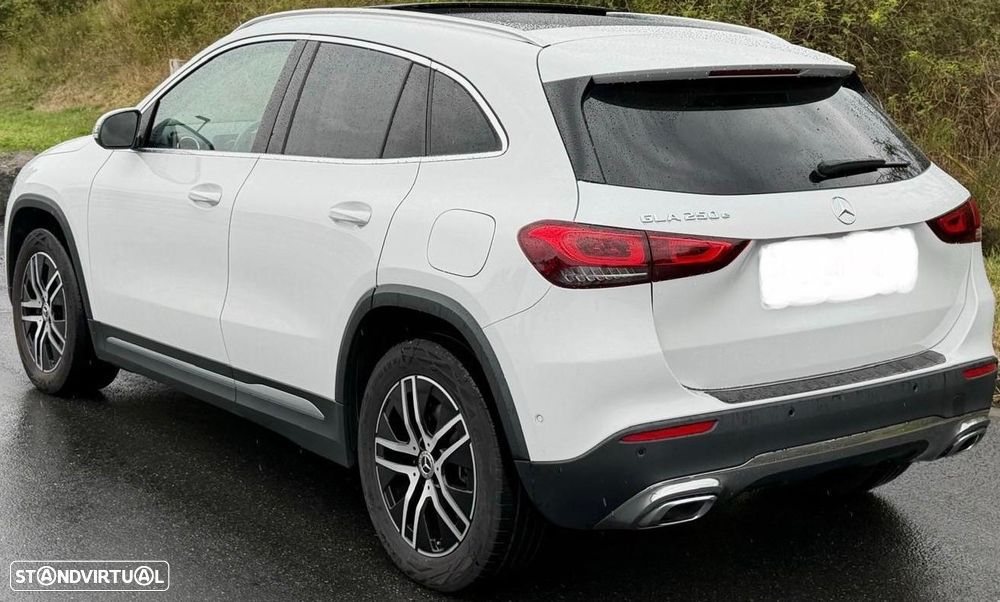 Mercedes-Benz GLA 250 e 8G-DCT Progressive - 2
