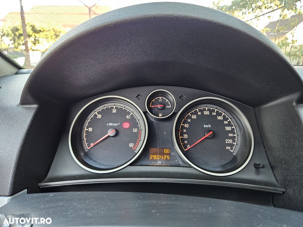 Opel Astra - 8