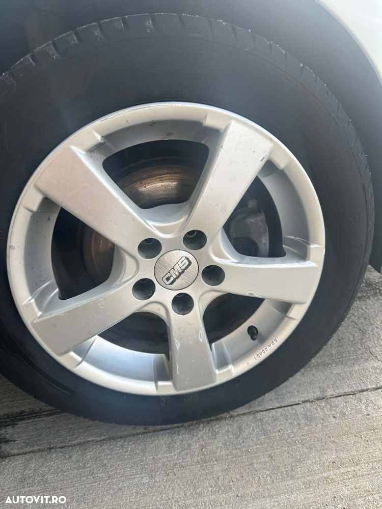 Volkswagen Polo 1.2 TSI Comfortline - 5