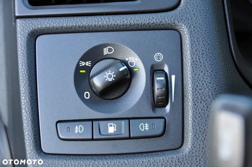 Volvo V50 DPF D3 Summum - 17