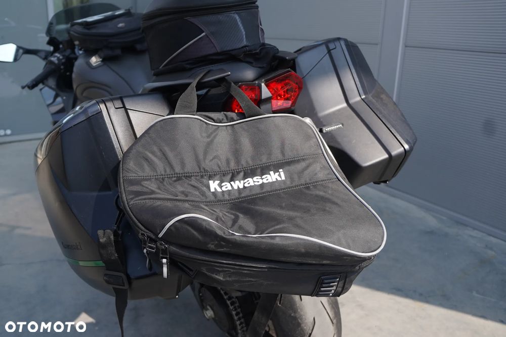 Kawasaki Ninja H2 SX - 22