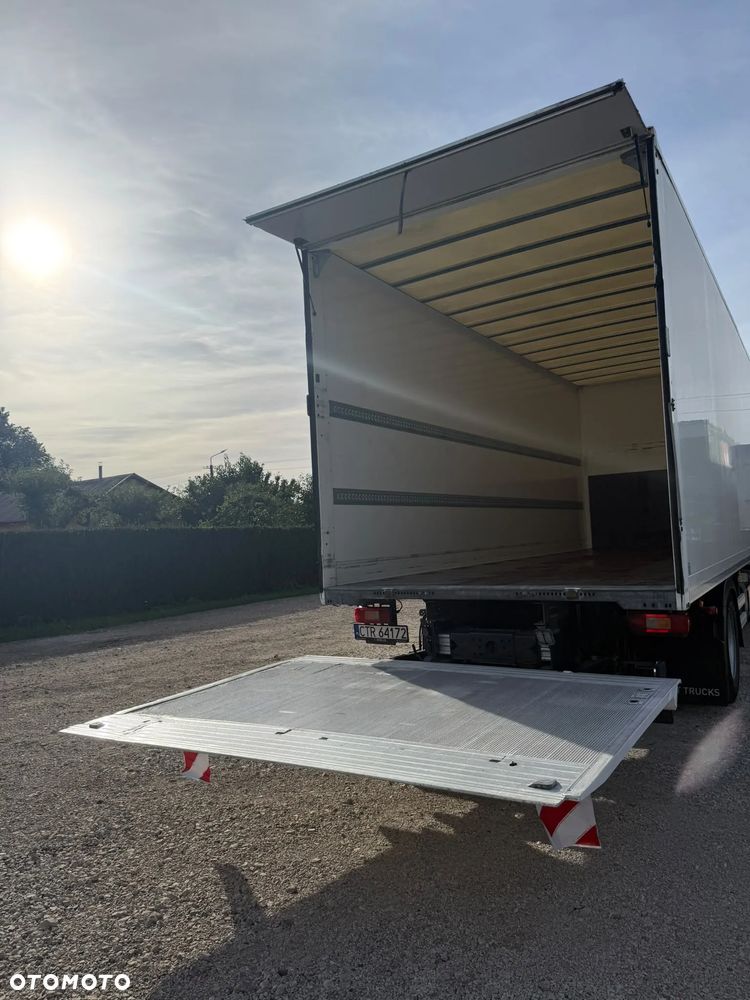 Renault D WIDE IZOTERMA z windą * Duża kabina * 2020 ROK* Import Niemcy - 32