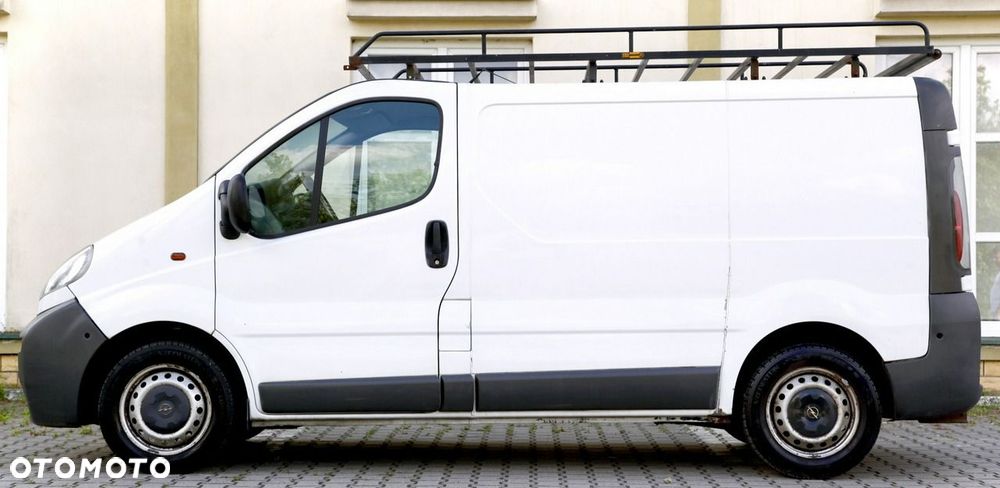 Opel Vivaro - 25