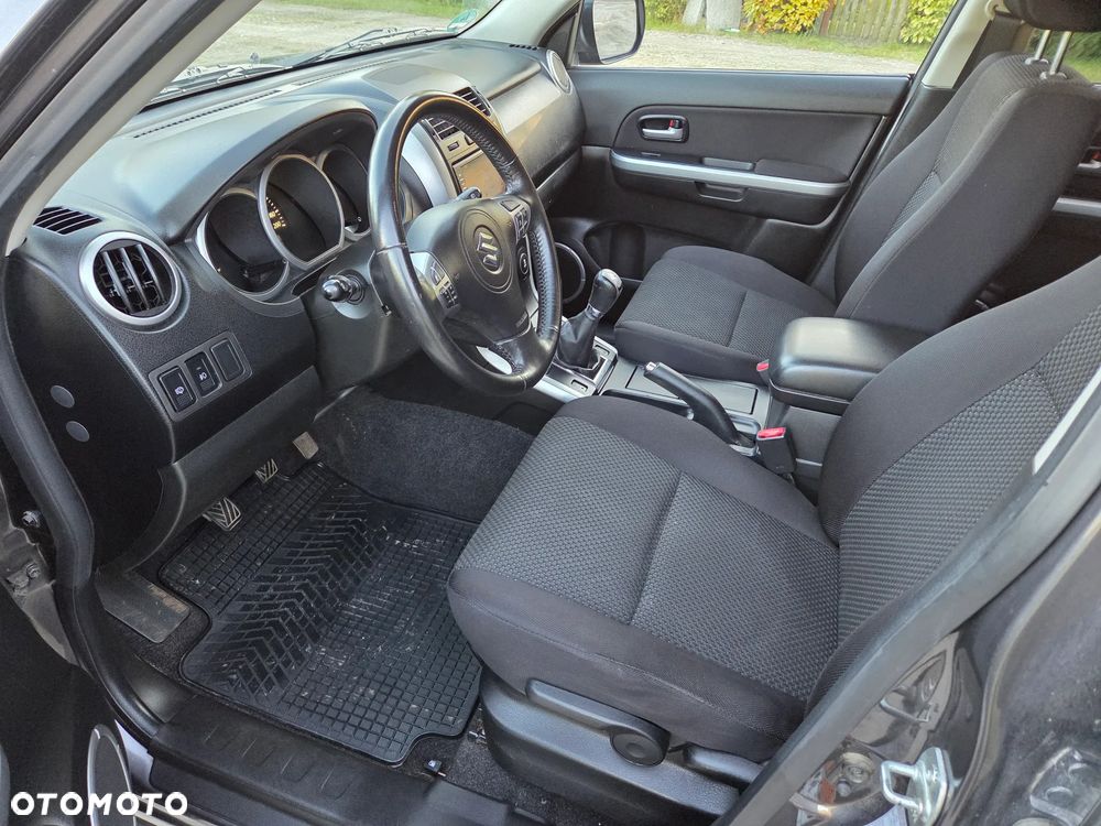 Suzuki Grand Vitara - 15