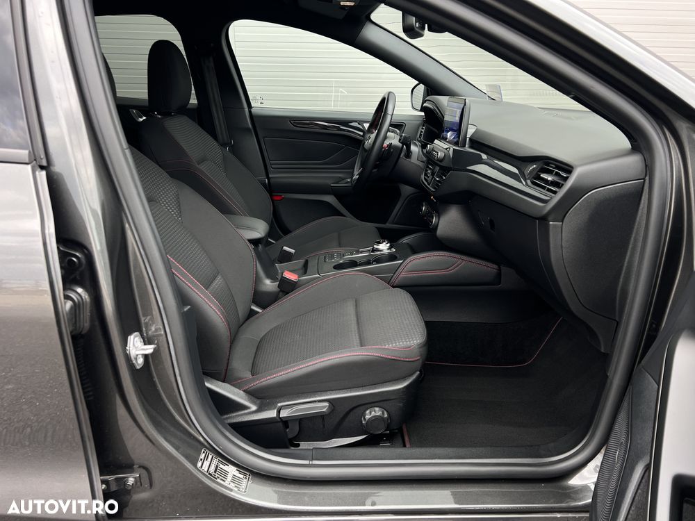 Ford Focus 1.5 EcoBlue Start-Stopp-System Aut. ST-LINE X - 14