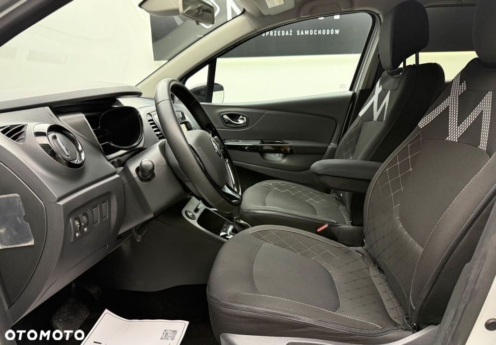 Renault Captur - 24