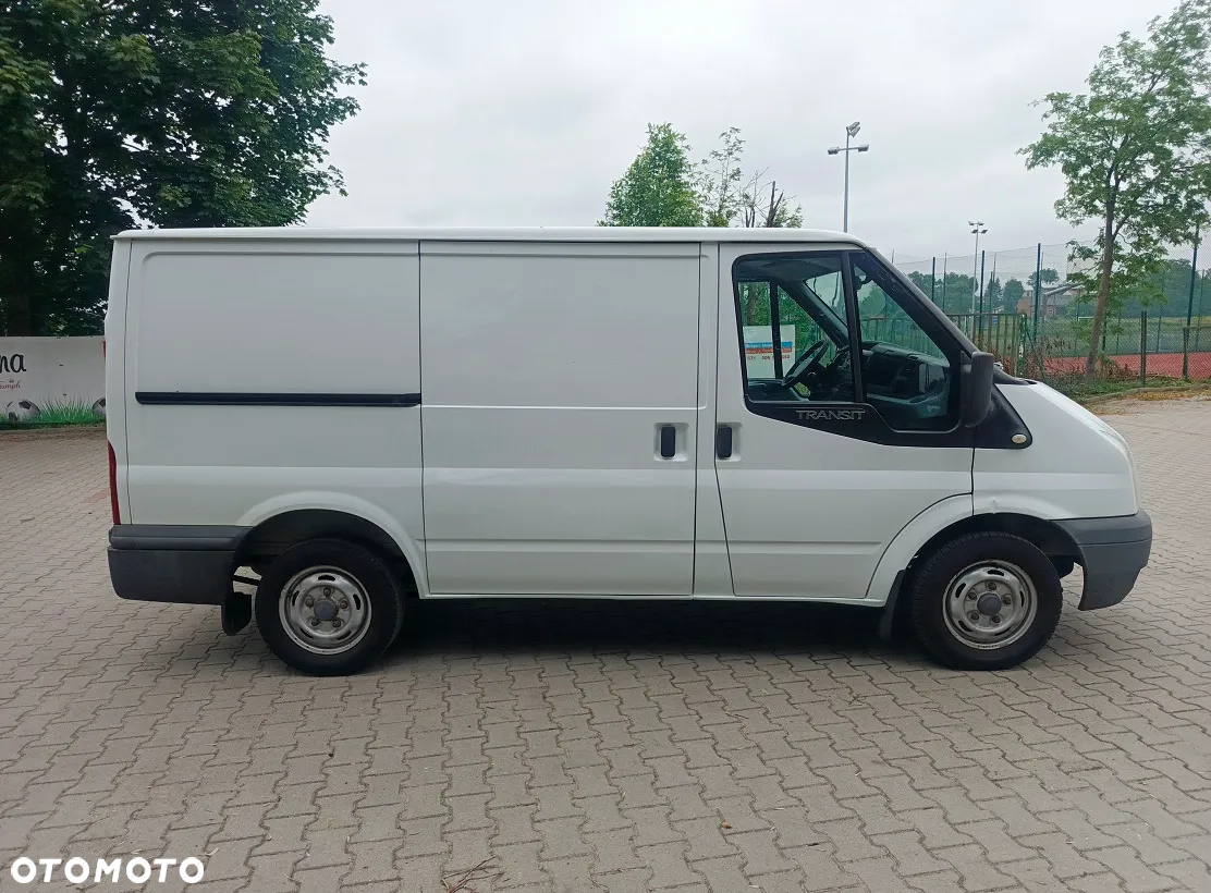Ford Transit - 4