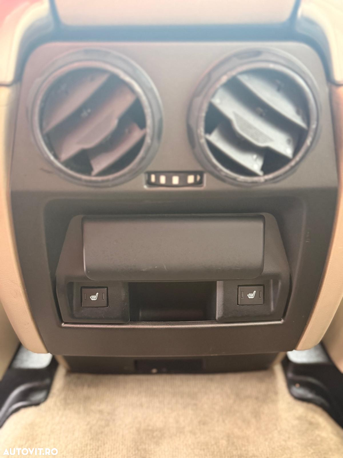 Land Rover Discovery 4 3.0 SDV6 HSE Aut - 14