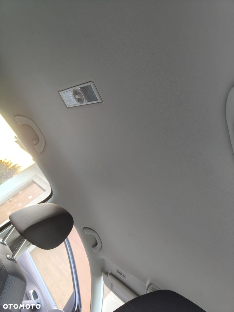 Volkswagen Polo - 8