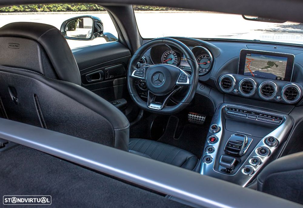 Mercedes-Benz AMG GT - 11
