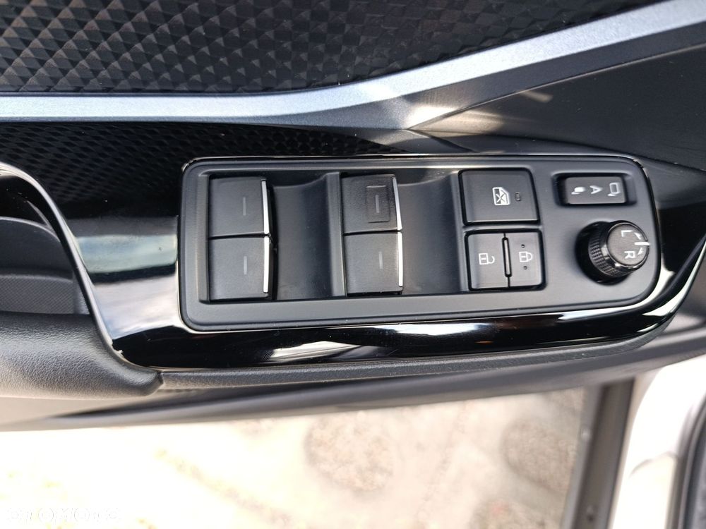 Toyota C-HR 2.0 Hybrid Selection - 29
