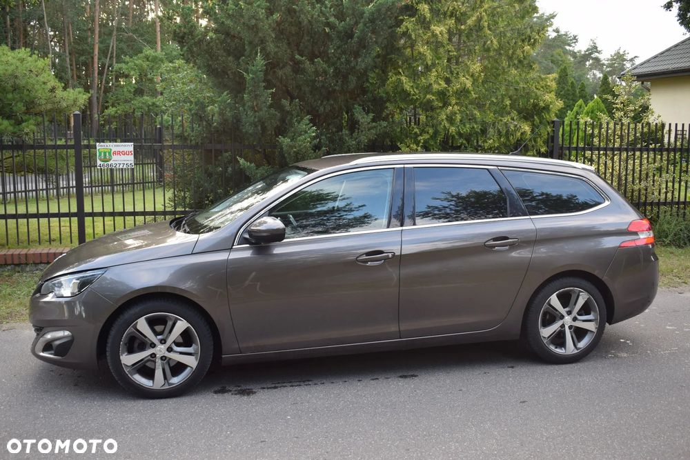 Peugeot 308 1.2 PureTech Allure S&S - 10